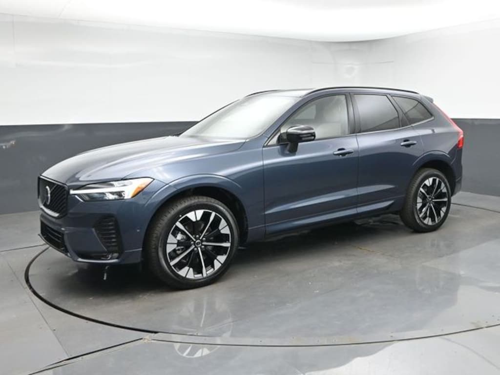 New 2026 Volvo XC60 B5 Plus SUV