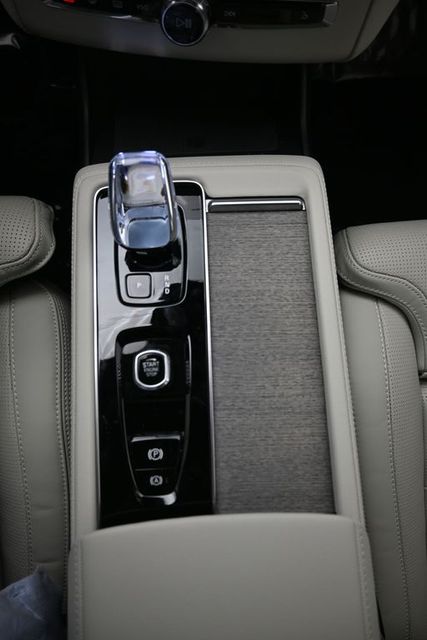 2026 Volvo XC90 Ultra - Photo 11