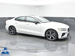2025 Volvo S60 B5 Plus V25087 Sedan