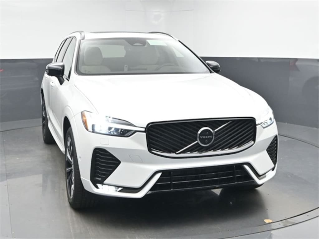 New 2026 Volvo XC60 B5 Plus SUV