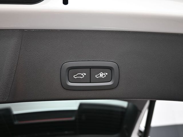 2024 Volvo XC40 Plus - Photo 31