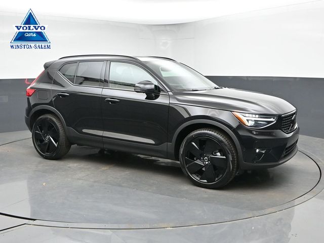 2026 Volvo XC40 B5 Ultra Ultra Black Edition AWD's photo