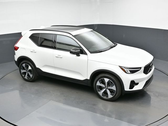 2024 Volvo XC40 Plus - Photo 41