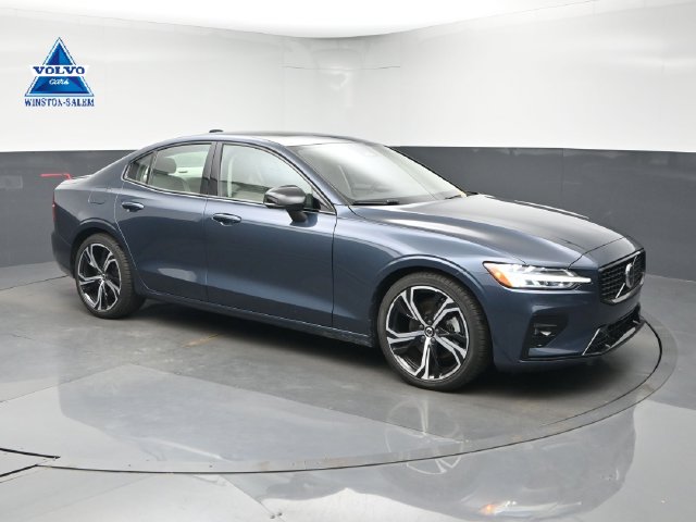 Used 2024 Volvo S60 B5 Core Dark Theme Sedan