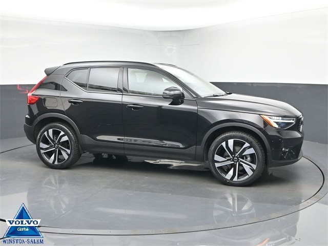 2024 Volvo XC40