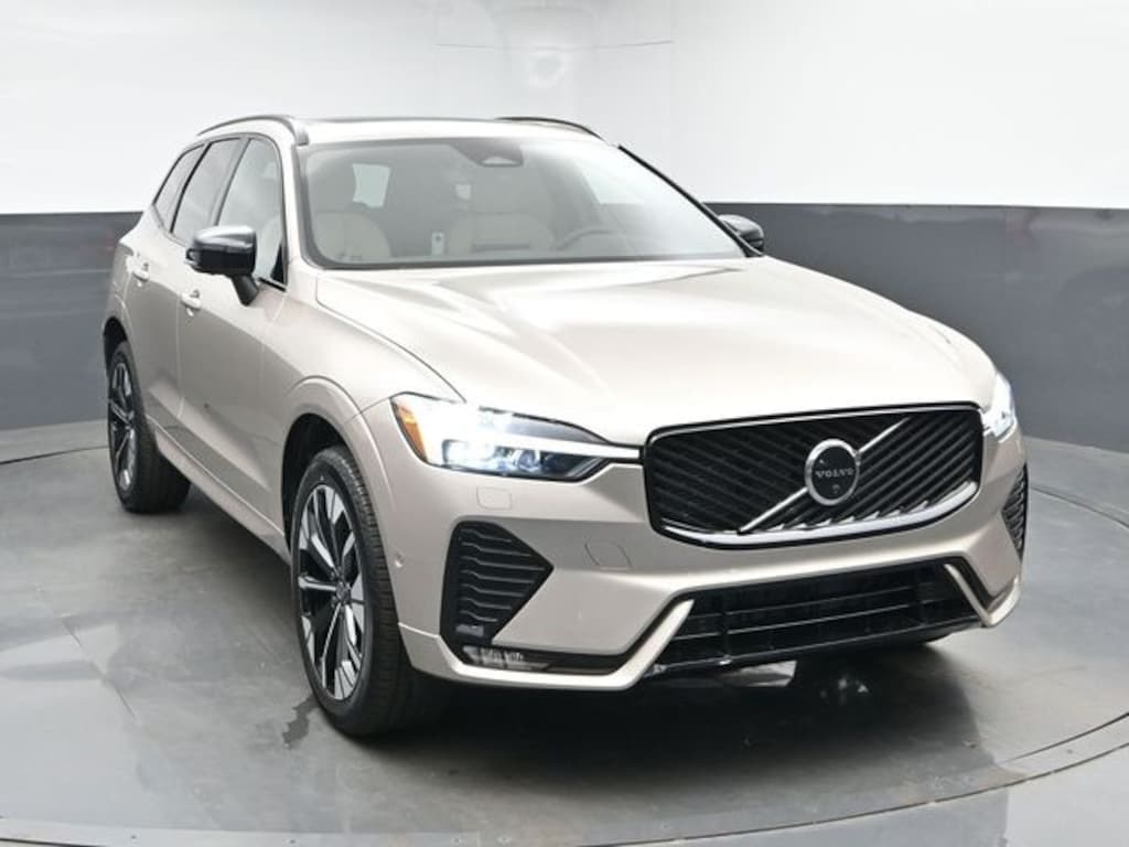 New 2026 Volvo XC60 B5 Plus SUV