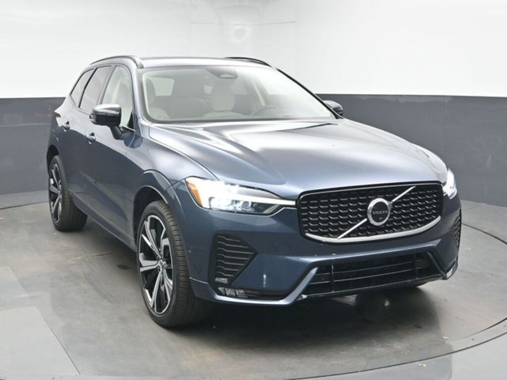 Used 2023 Volvo XC60 B5 Ultimate Dark Theme SUV