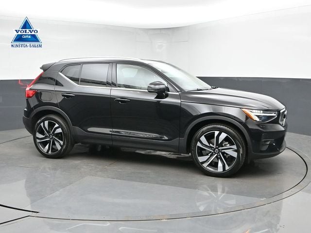 2023 Volvo XC40 B4 Ultimate Bright's photo