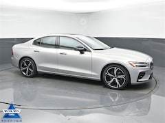 2025 Volvo S60 B5 Plus V25079 Sedan