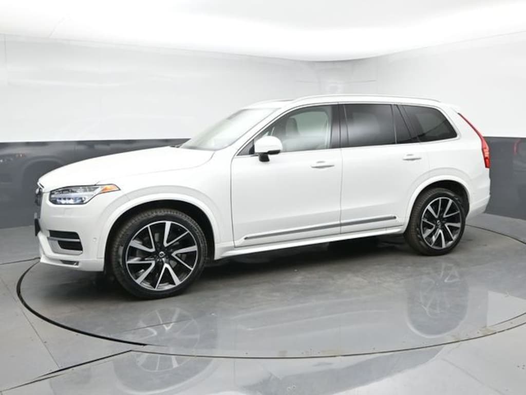 Used 2023 Volvo XC90 B5 Plus SUV