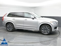 2022 Volvo XC90 T5 Momentum SUV