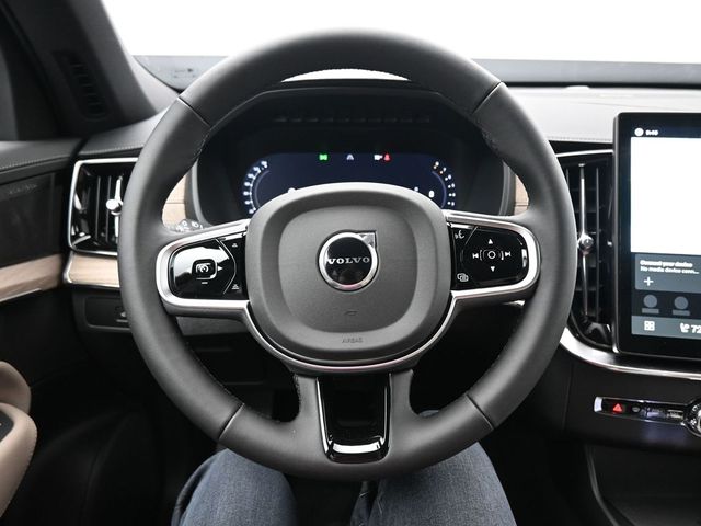 2026 Volvo XC90 Plus - Photo 24
