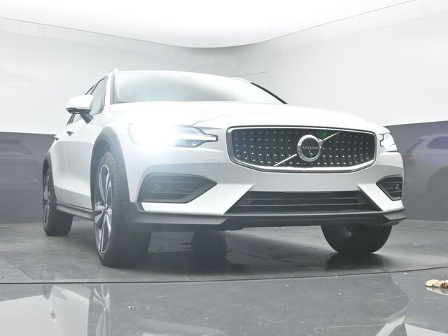 2024 Volvo V60 Cross Country Plus - Photo 38