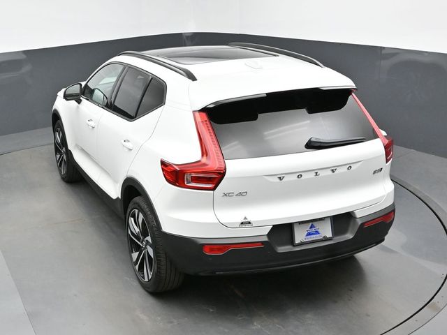 2024 Volvo XC40 Plus - Photo 47
