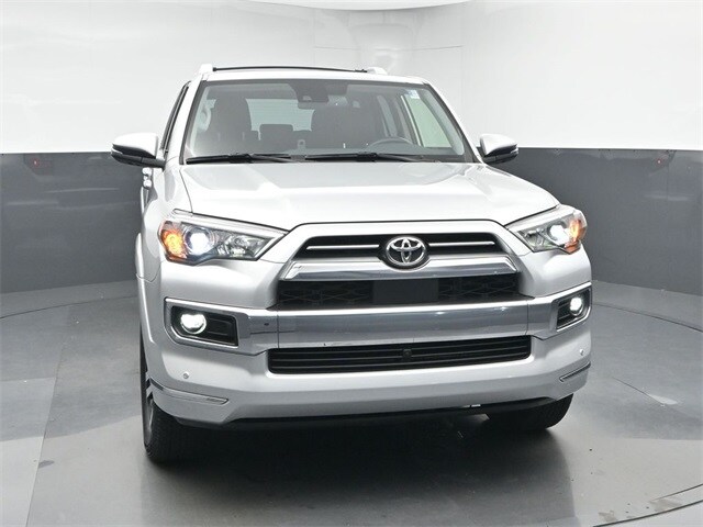 2024 Toyota 4Runner Limited photo 2