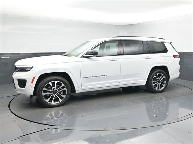 2021 Jeep Grand Cherokee Overland photo 4