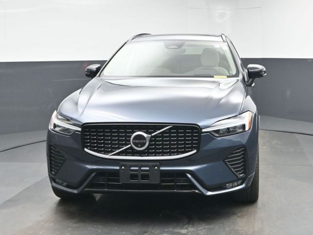 Used 2023 Volvo XC60 B6 Ultimate Dark Theme SUV