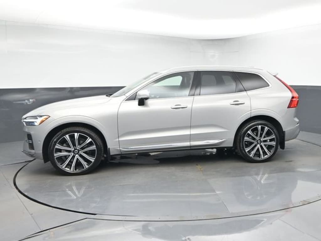 Used 2023 Volvo XC60 B6 Ultimate Bright Theme SUV