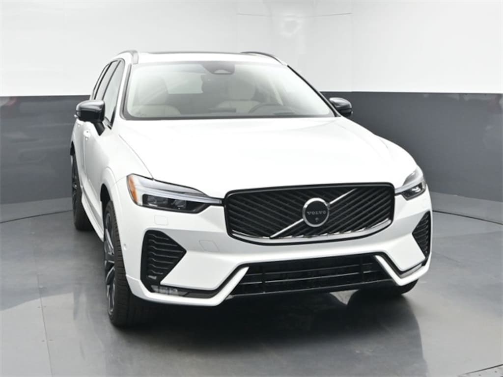 New 2026 Volvo XC60 B5 Ultra SUV