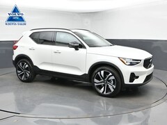 2026 Volvo XC40 B5 Plus AWD V26278 SUV