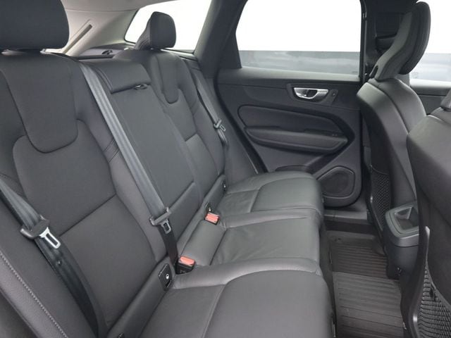 2023 Volvo XC60 Plus - Photo 28