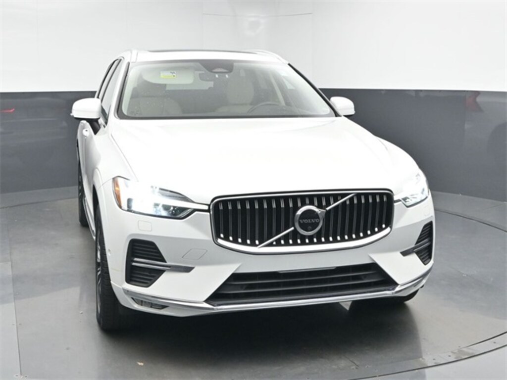Used 2023 Volvo XC60 B5 Plus Bright Theme SUV