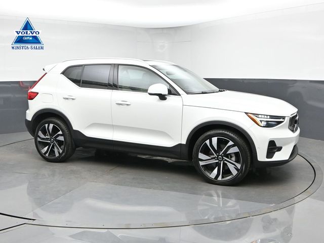 2023 Volvo XC40 B5 Ultimate Bright AWD's photo