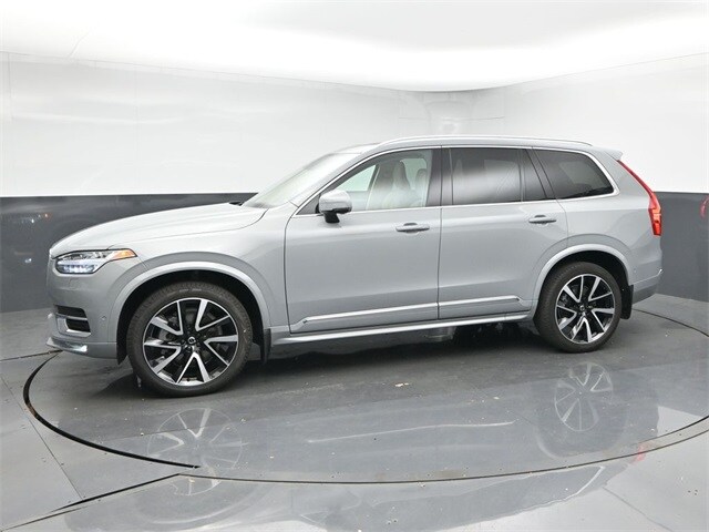 2024 Volvo XC90 B5 Plus photo 4