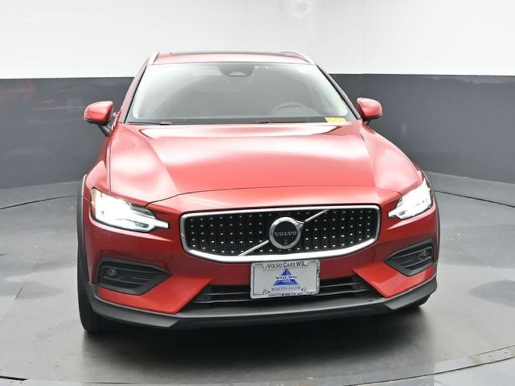 Used 2024 Volvo V60 Cross Country B5 Plus Wagon