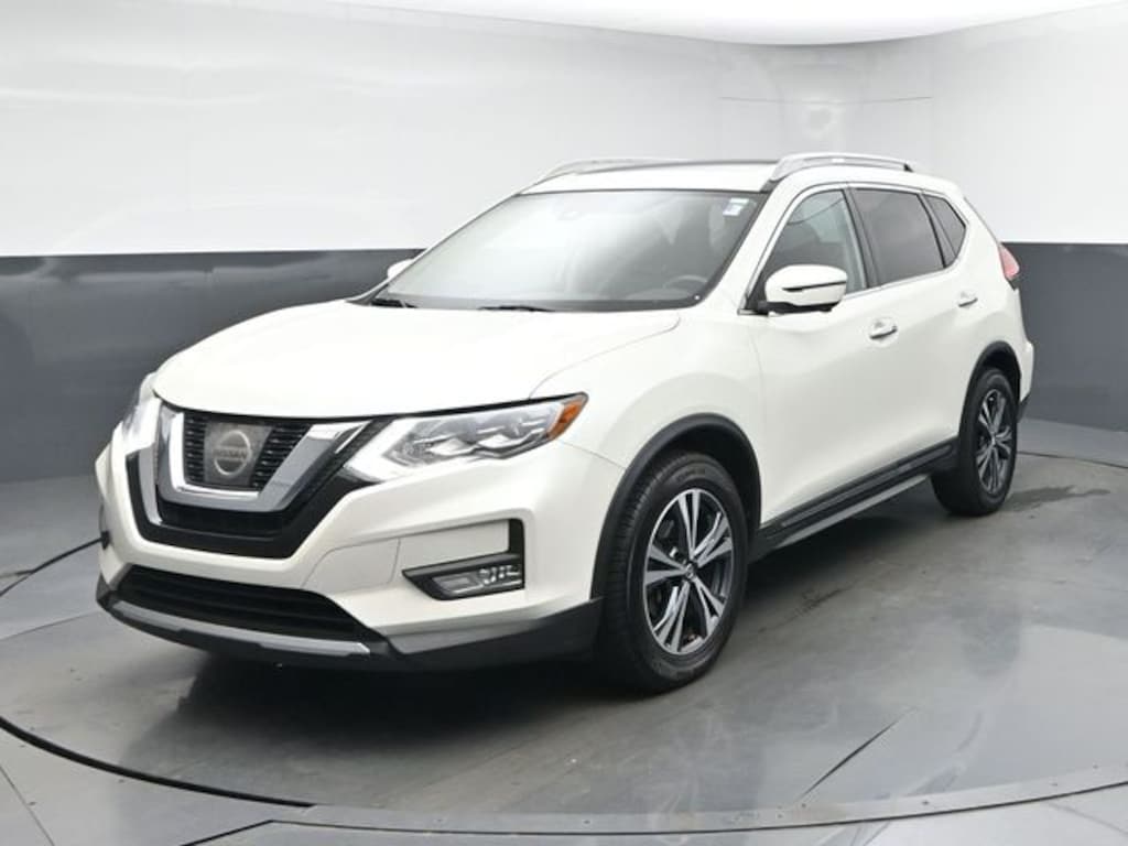 Used 2017 Nissan Rogue SL SUV