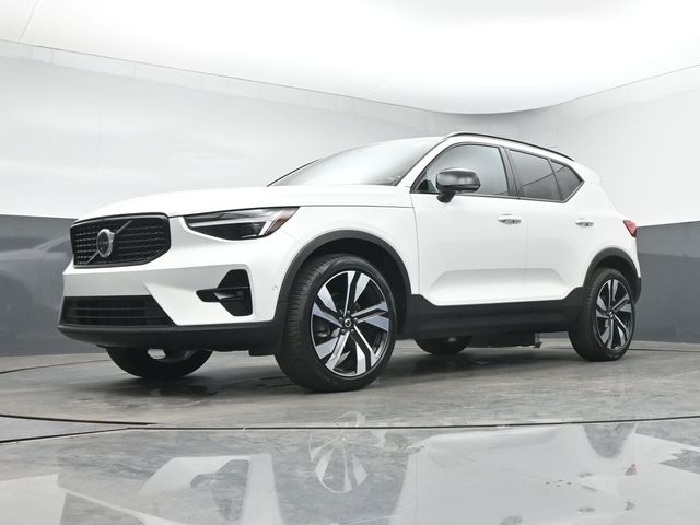 2024 Volvo XC40 Plus - Photo 39