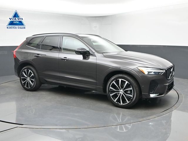 2023 Volvo XC60 B5 Plus Dark Theme SUV