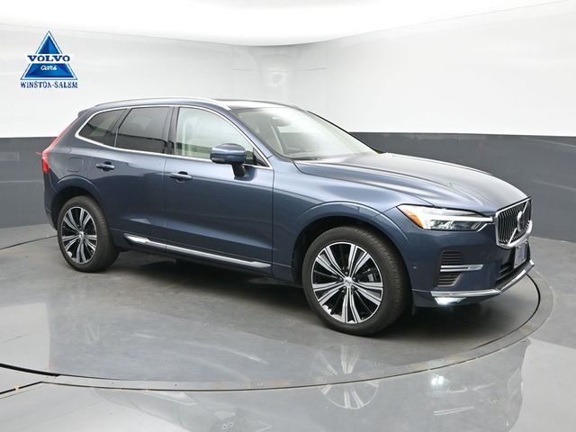 2023 Volvo XC60 B5 Plus Bright Theme AWD's photo