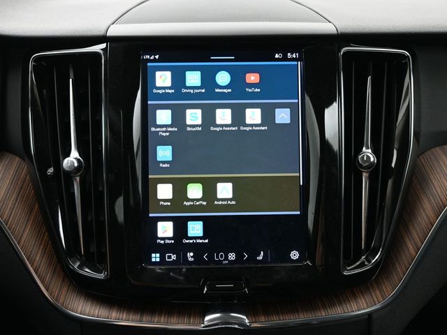 2023 Volvo XC60 Plus - Photo 19