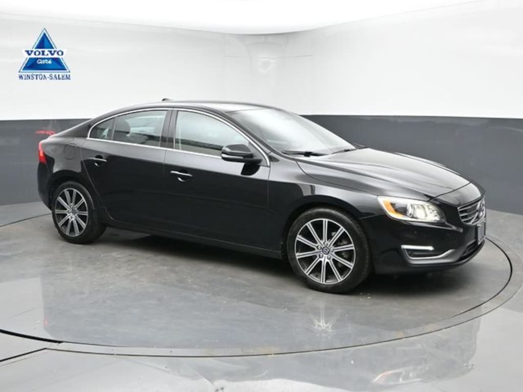 Used 2018 Volvo S60 Inscription T5 Platinum Sedan