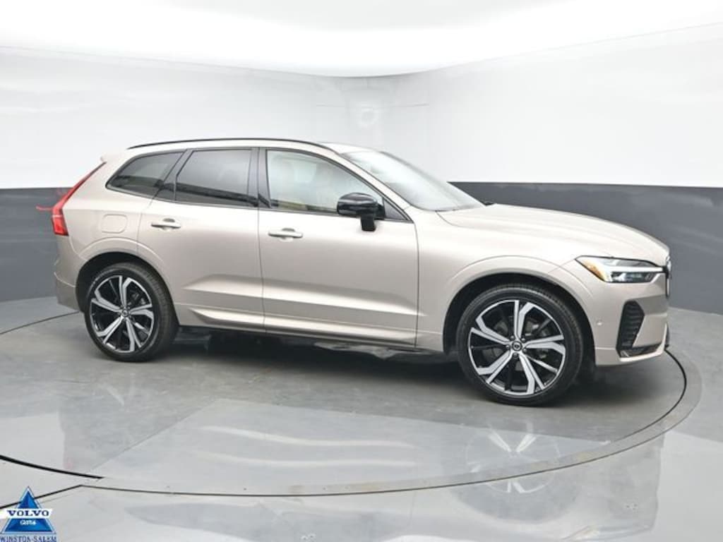 Used 2023 Volvo XC60 B5 Ultimate Dark Theme SUV