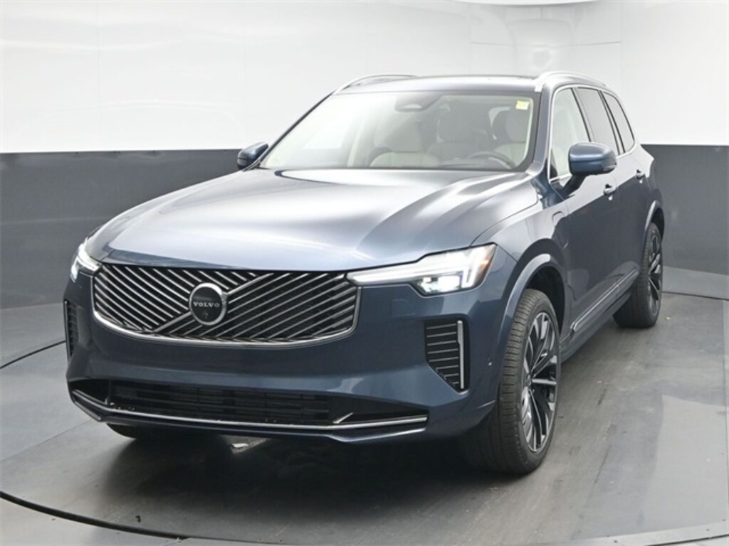 New 2026 Volvo XC90 plug-in hybrid T8 Ultra 7-Seater SUV