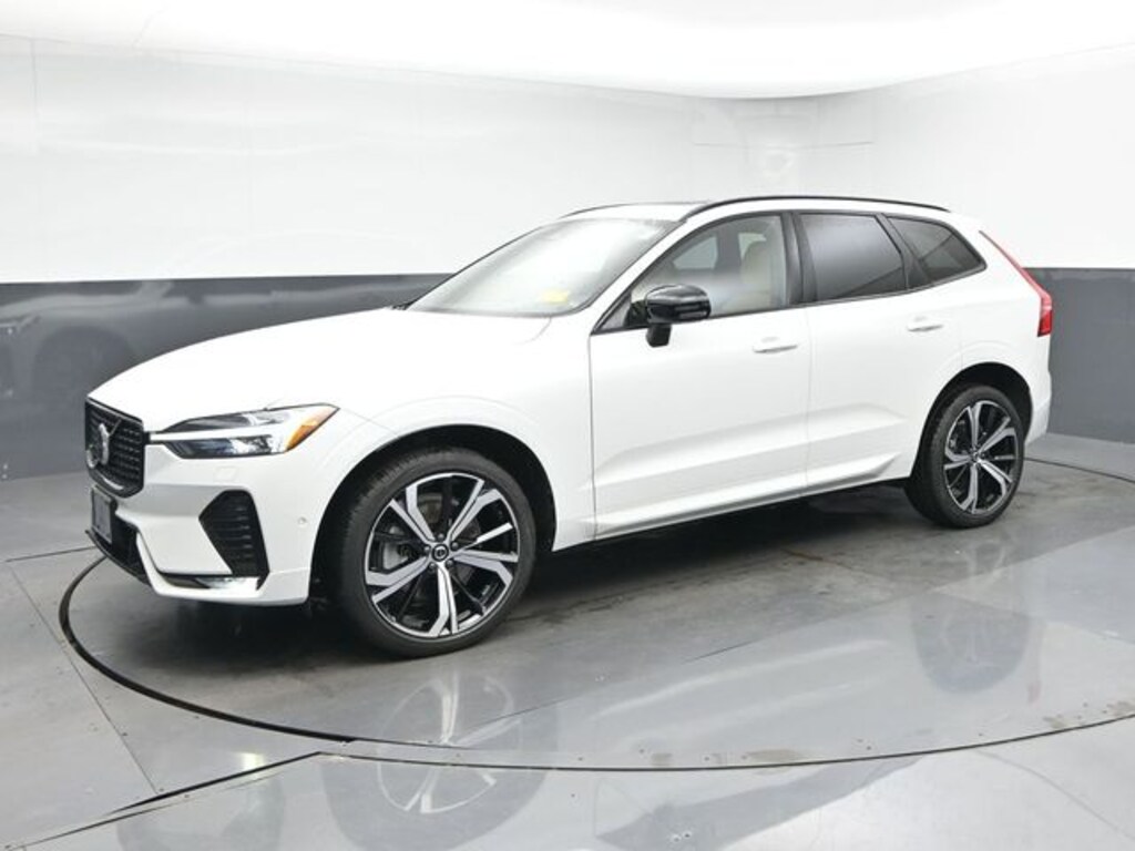 Used 2023 Volvo XC60 B5 Ultimate Dark Theme SUV
