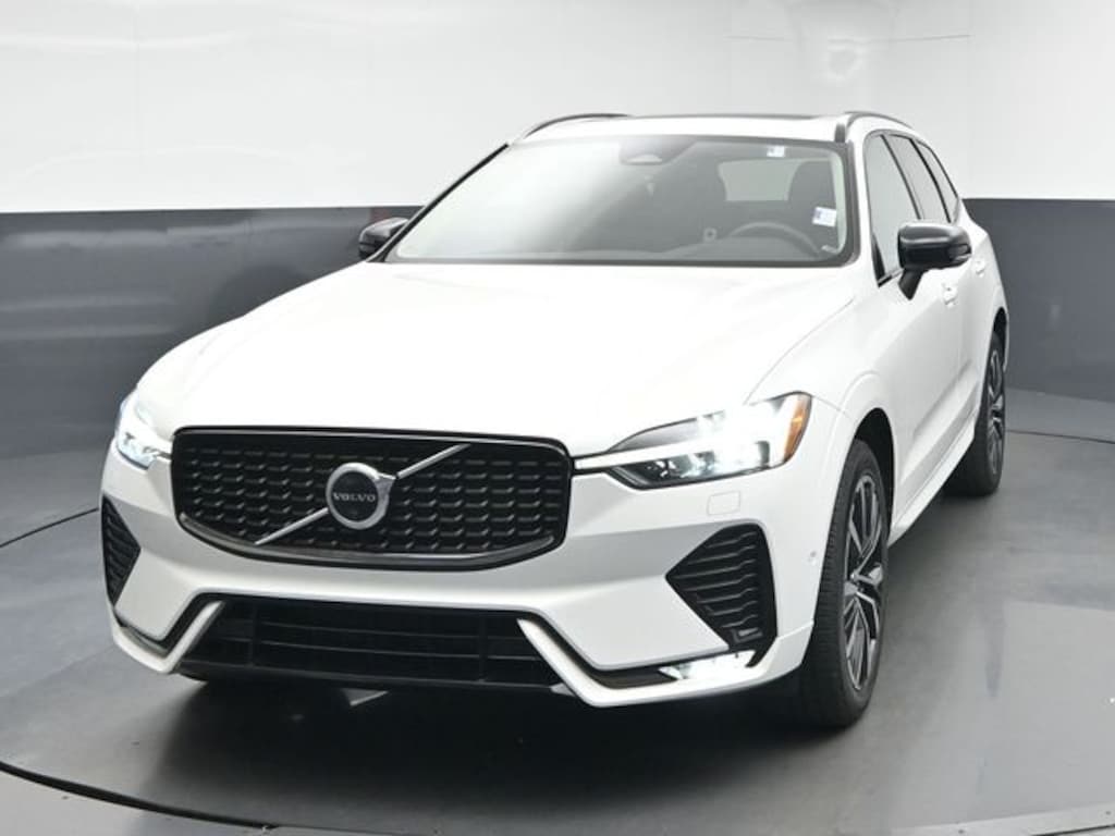 Used 2023 Volvo XC60 B5 Plus Dark Theme SUV