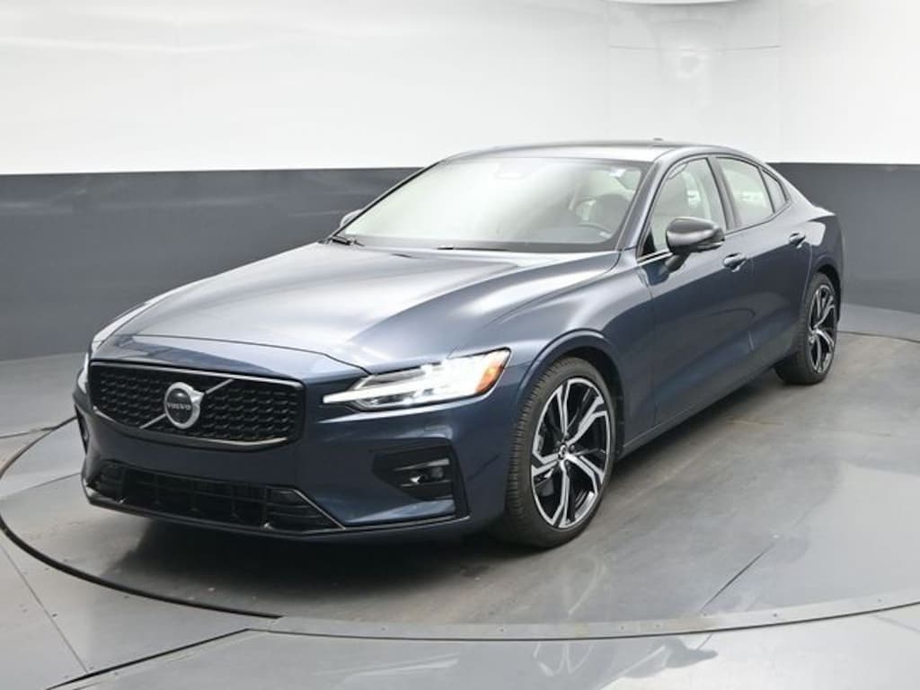 Used 2024 Volvo S60 B5 Plus Dark Theme Sedan