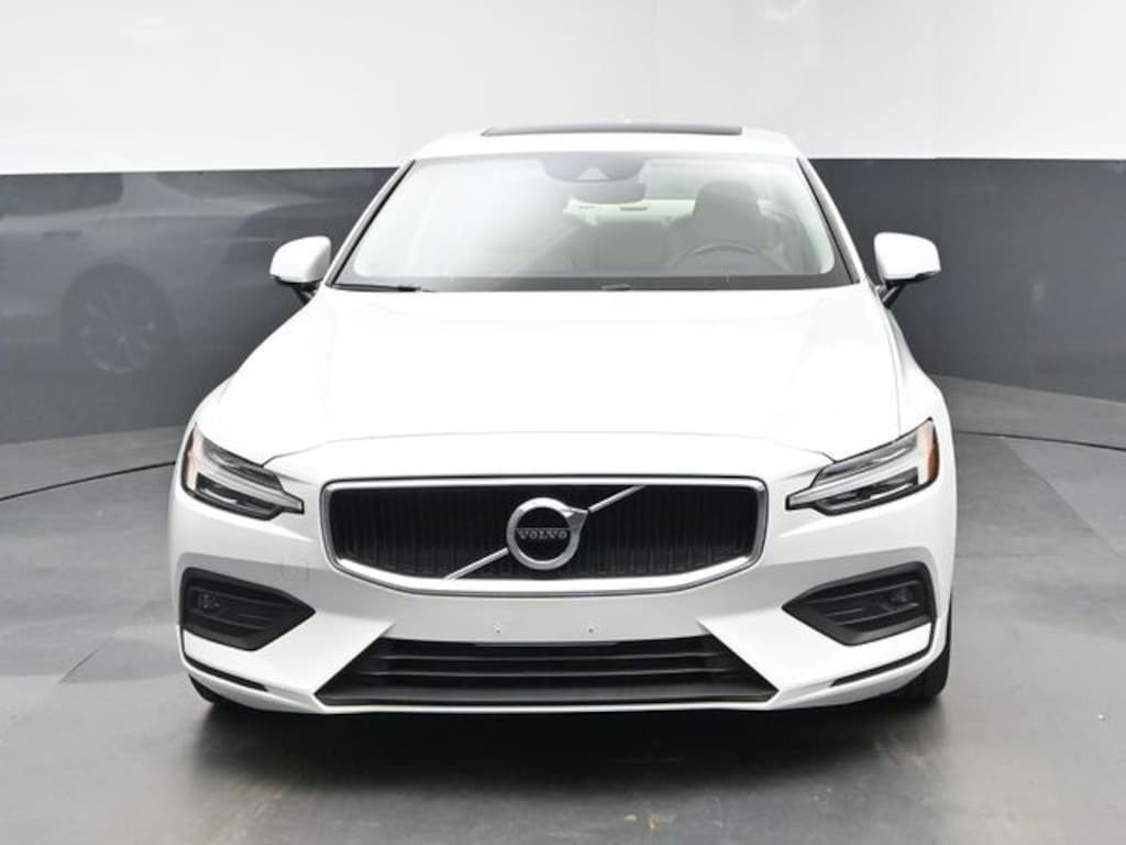 Used 2021 Volvo S60 T5 Momentum Sedan