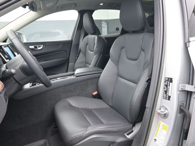 2023 Volvo XC60 Plus - Photo 9