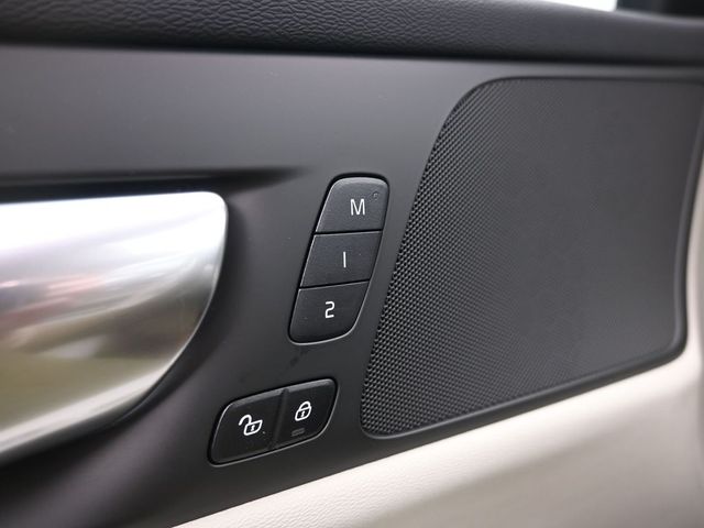 2026 Volvo V60 Cross Country Plus - Photo 29
