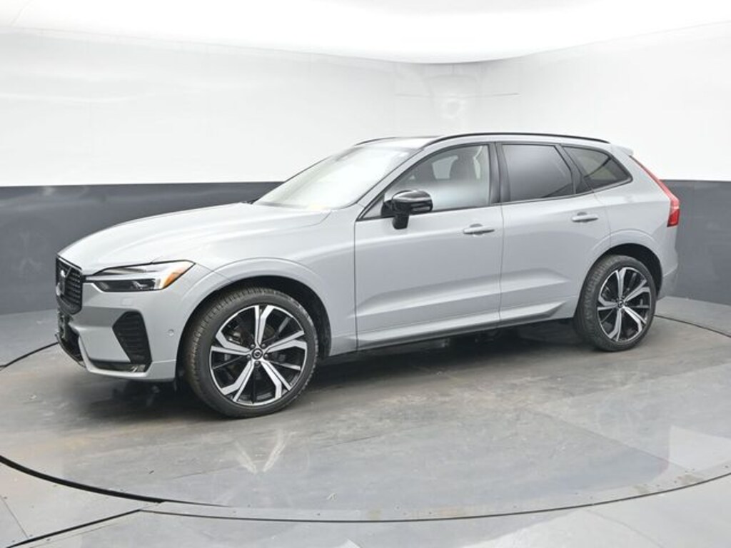 Used 2024 Volvo XC60 B5 Ultimate Dark Theme SUV