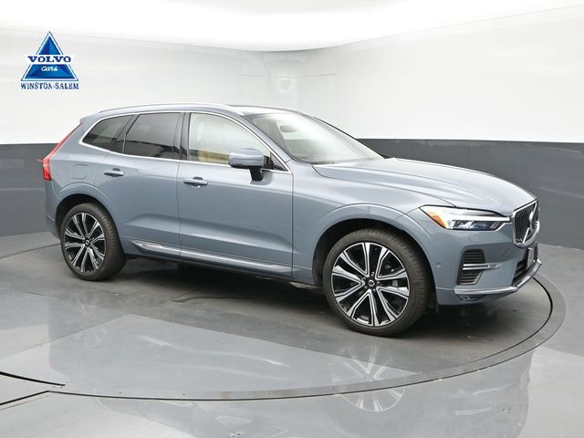 2023 Volvo XC60 B5 Ultimate Bright Theme AWD's photo
