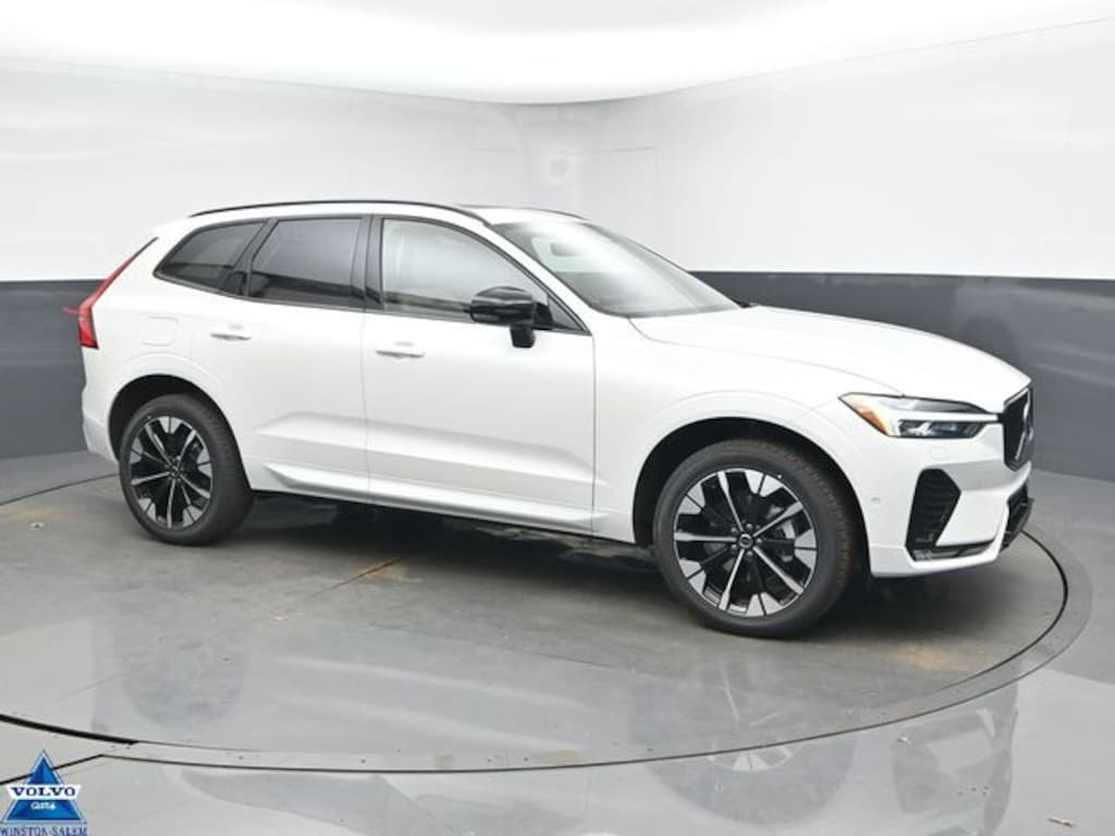 New 2026 Volvo XC60 B5 Plus SUV