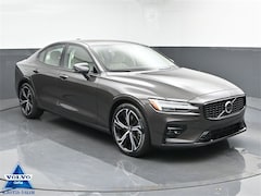 2025 Volvo S60 B5 Plus V25082 Sedan