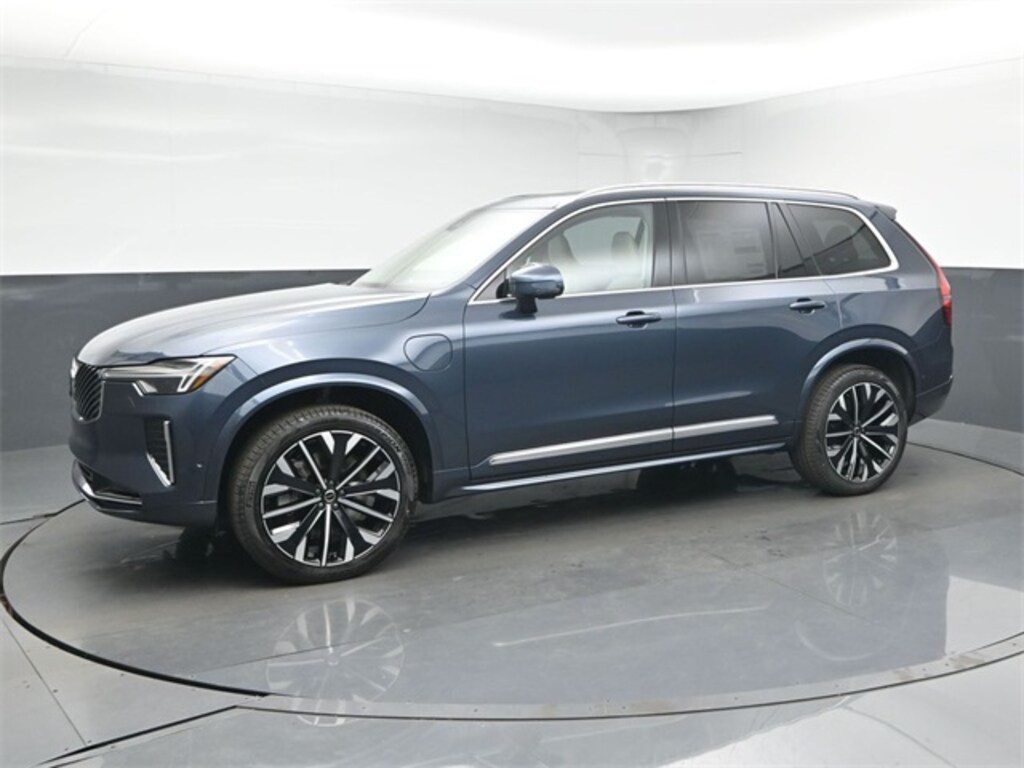 New 2026 Volvo XC90 plug-in hybrid T8 Ultra 7-Seater SUV