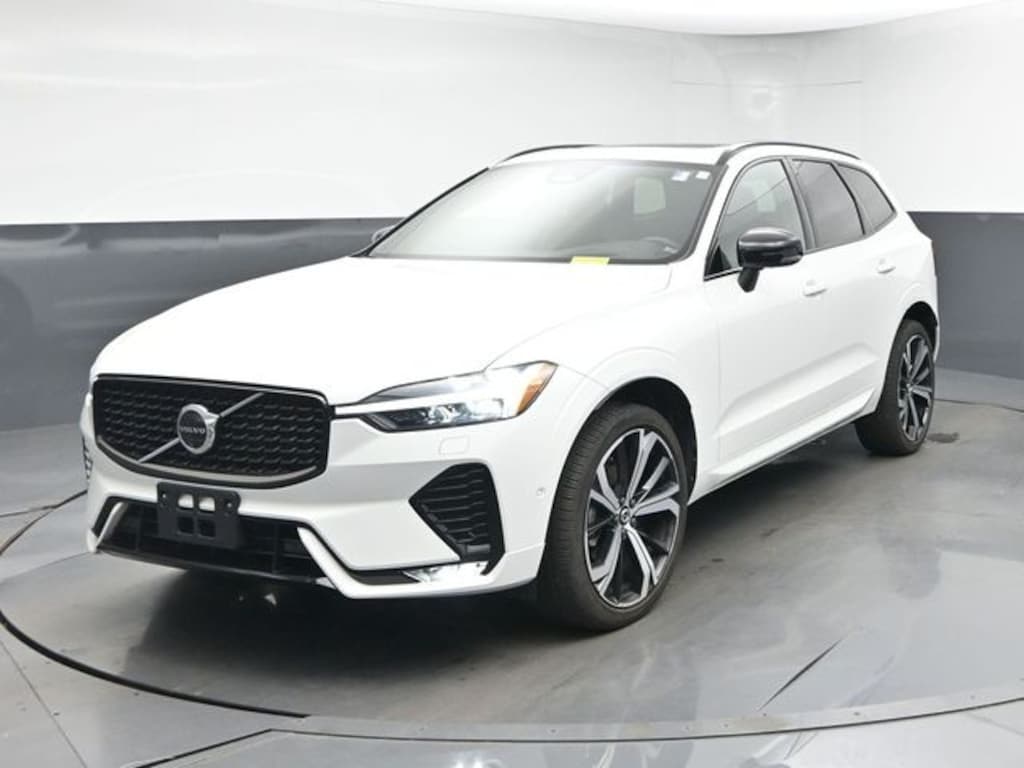 Used 2024 Volvo XC60 B5 Ultimate Dark Theme SUV