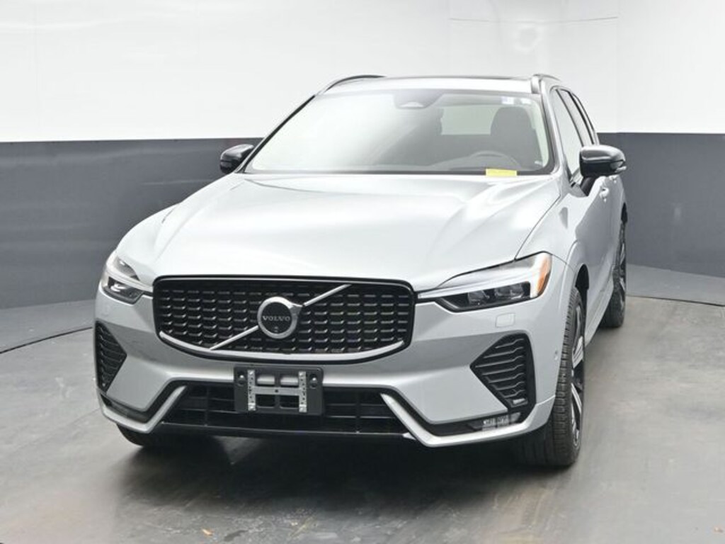 Used 2024 Volvo XC60 B5 Ultimate Dark Theme SUV